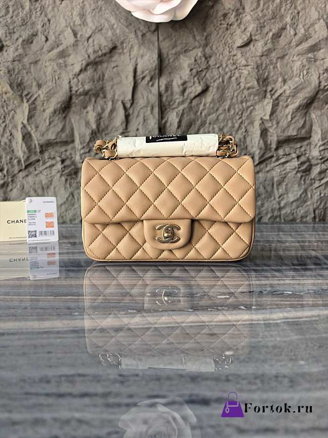 Fortok Chanel Flap Bag Mini Classic Milk Tea 20cm - 1