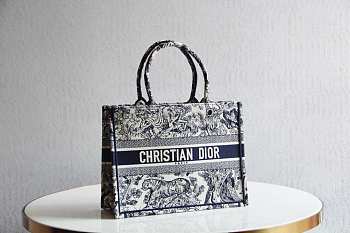 Fortok Dior Book Tote Ecru and Blue Toile de Jouy Embroidery 36 x 27.5 x 16.5 cm