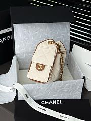 Fortok Chanel Spring Summer 2026 CHANEL 25 Mini Handbag Brown 20-22-12cm - 4