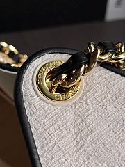 Fortok Chanel Spring Summer 2026 CHANEL 25 Small Handbag Black 30-26-14cm - 6
