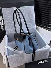 Fortok Chanel Urban Essential East West Small Shopping Bag 15x30.5x11.5cm - 3