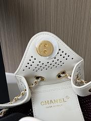 Fortok Chanel Spring Summer 2026 Pre-collection 25 Mini Handbag Perforated Calfskin & Gold-Tone Metal White 22-20-12.5cm - 4