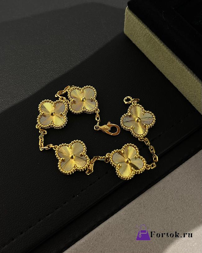 Fortok Van Cleef & Arpels Vintage Alhambra Bracelet Yellow Gold  - 1