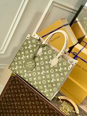 Fortok Louis Vuitton OnTheGo MM Bag Khaki Beige Monogram Empreinte Leather 35 x 27 x 14cm - 1