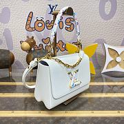 Fortok Louis Vuitton x Takashi Murakami Twist MM Slim White Epi Leather 23*8*16cm - 6