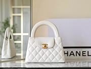 Fortok Chanel Small Kelly Shopper White 13x19x7cm - 1
