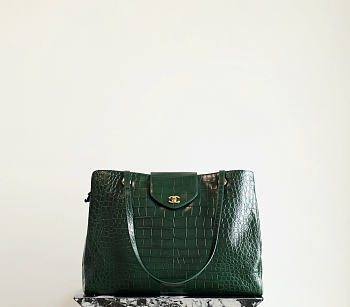 Fortok Chanel Tote Bag Crocodile-embossed Calfskin Green 36 x 46 20cm