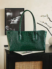 Fortok Chanel Small Shopping Tote Crocodile-embossed Calfskin Green 39×20×13cm - 5