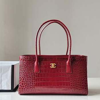 Fortok Chanel Small Shopping Tote Crocodile-embossed Calfskin Red 39×20×13cm