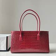 Fortok Chanel Small Shopping Tote Crocodile-embossed Calfskin Red 39×20×13cm - 3