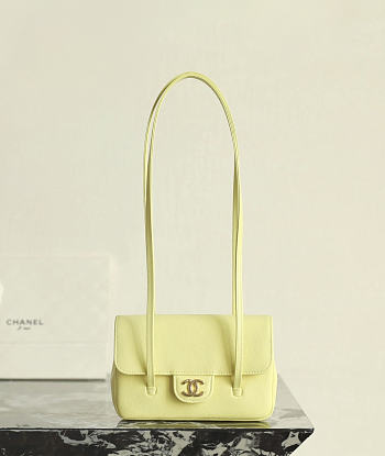 Fortok Chanel Shiny Caviar Mini Preppy Coco Shoulder Bag Yellow 11.5×17x5cm