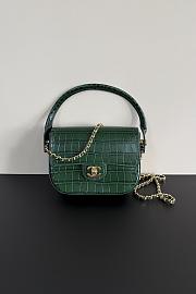 Fortok Chanel Crocodile Embossed Calfskin Top Handle Bag Green 20-15-5.5cm  - 1