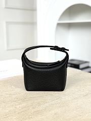 Fortok Chanel Micro Top Handle Round Hobo Pouch in Black Grained Calfskin 11*11*4cm - 4