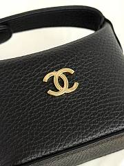 Fortok Chanel Micro Top Handle Round Hobo Pouch in Black Grained Calfskin 11*11*4cm - 2