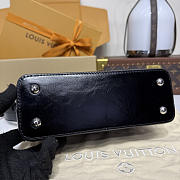 Fortok Louis Vuitton Capucines East-West Bag Black 22*8*12cm  - 4