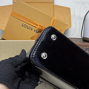 Fortok Louis Vuitton Capucines East-West Bag Black 22*8*12cm  - 3