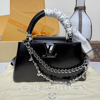 Fortok Louis Vuitton Capucines East-West Bag Black 26.5*8*14cm