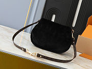 Fortok Louis Vuitton Sunset Shearling Black Bag 27x18x3cm - 3