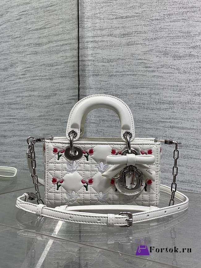 Fortok Dioramour Lady D-Joy Micro Bag White Cannage Lambskin Embroidered with Multicolor Doves & Roses Motif 16*5*9cm - 1