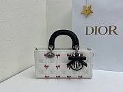 Fortok Dioramour Lady D-Joy Bag White/Black Cannage Lambskin Embroidered with Multicolor Doves & Roses Motif 22x12x6cm - 3