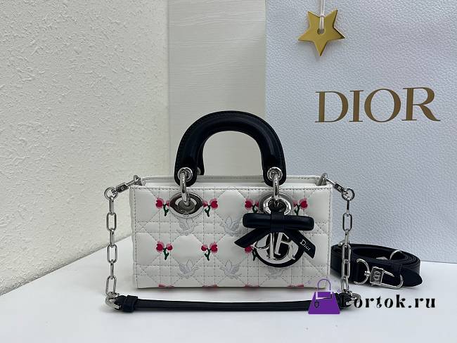 Fortok Dioramour Lady D-Joy Mini Bag White/Black Cannage Lambskin Embroidered with Multicolor Doves & Roses Motif 19x10x5.5cm - 1