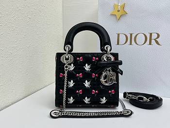 Fortok Dior Mini Lady Dior Bag Black Cannage Lambskin Embroidered with Multicolor Doves & Roses Motif 18 x 15 x 7 cm
