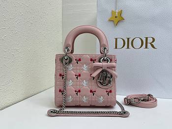 Fortok Dior Mini Lady Dior Bag Pink Cannage Lambskin Embroidered with Multicolor Doves & Roses Motif 18 x 15 x 7 cm