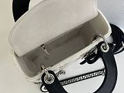 Fortok Dior Mini Lady Dior Bag White/Black Cannage Lambskin Embroidered with Multicolor Doves & Roses Motif 18 x 15 x 7 cm - 2