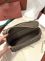 Fortok Loro Piana Extra Pocket L19 East-West Wicker Rattan Taupe 19 x 12 x 7 cm  - 6