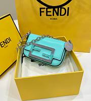 Fortok Fendi x Tiffany & Co. Nano Baguette Tiffany Blue 11x2.5x7cm - 1