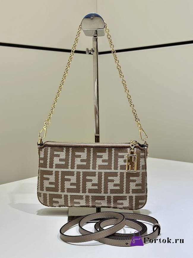 Fortok Fendi Baguette Pouch Brown FF Jacquard Fabric 20x3x12cm - 1