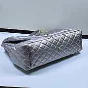 Fortok Chanel XXL Flap Airport Bag Metallic Silver 46x27x13cm - 6