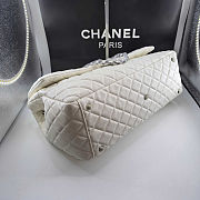 Fortok Chanel XXL Flap Airport Bag White Old Silver Hardware 46x27x13cm - 3