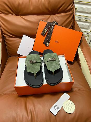 Fortok Hermès Empire Sandals Green Suede 