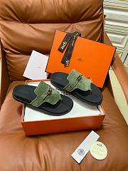 Fortok Hermès Empire Sandals Green Suede  - 3
