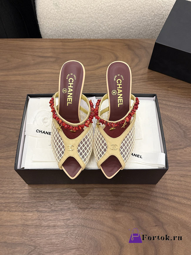 Fortok Chanel Coco Beach 2026 Collection Mules Beige 90mm - 1