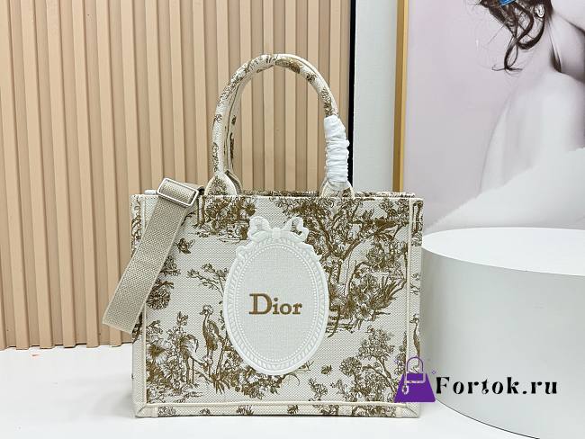 Fortok Dior Dioriviera Medium Dior Book Tote with Strap Beige Toile de Jouy Floral Garden Embroidery 36 x 27.5 x 16.5 cm - 1