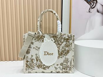 Fortok Dior Dioriviera Medium Dior Book Tote with Strap Beige Toile de Jouy Floral Garden Embroidery 36 x 27.5 x 16.5 cm