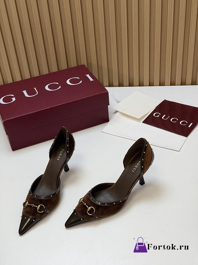Fortok Gucci Savoy Pump Pink Horsebit d'Orsay Silhouette Velvet Brown 7.5cm - 1