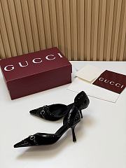 Fortok Gucci Savoy Pump Pink Horsebit d'Orsay Silhouette Velvet Black 7.5cm - 5