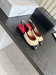 Fortok Chanel Slingback Pumps Beige Glossy Black Patent Leather Toe Cap - 3