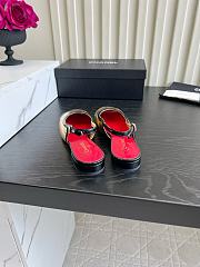 Fortok Chanel Slingback Pumps Metallic Gold Glossy Black Patent Leather Toe Cap - 4