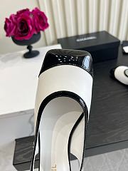 Fortok Chanel Slingback Pumps White Glossy Black Patent Leather Toe Cap - 6