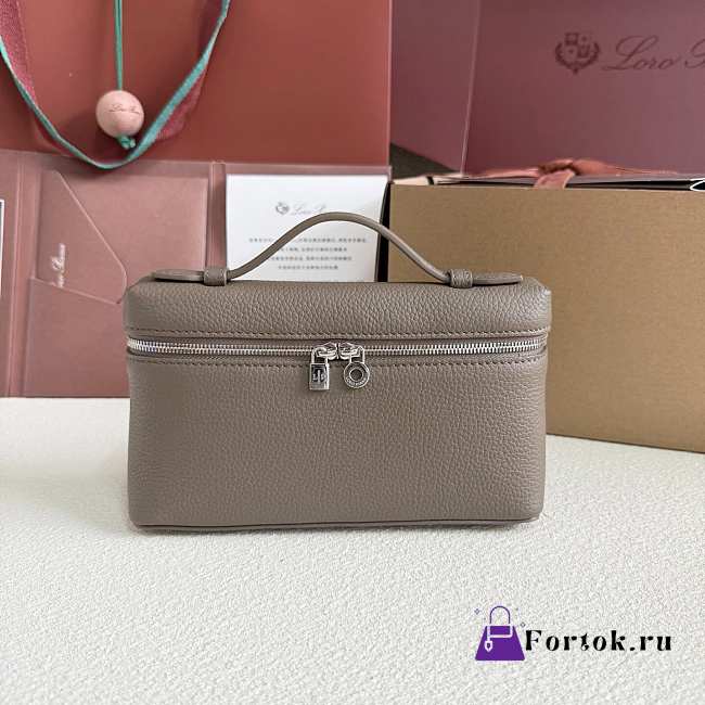 Fortok Loro Piana Extra Pocket L19 Grained Calfskin Warm Mastic 11 x 19 x 6.5cm - 1