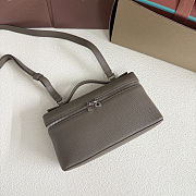 Fortok Loro Piana Extra Pocket L19 Grained Calfskin Warm Mastic 11 x 19 x 6.5cm - 3