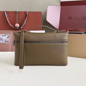 Fortok Loro Piana Extra Pouch L29 Grained Calfskin  Salty Capers 29 x 18 x 5 cm 