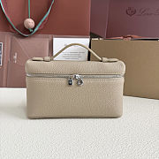Fortok Loro Piana Extra Pocket L19 Grained Calfskin Cream Beige 11 x 19 x 6.5cm - 1