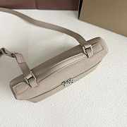 Fortok Loro Piana Extra Pocket L19 Grained Calfskin Cream Beige 11 x 19 x 6.5cm - 4