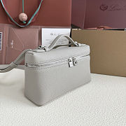 Fortok Loro Piana Extra Pocket L19 Grained Calfskin Light Grey 11 x 19 x 6.5cm - 3