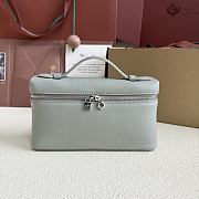 Fortok Loro Piana Extra Pocket L19 Grained Calfskin Eucalyptus 11 x 19 x 6.5cm  - 1
